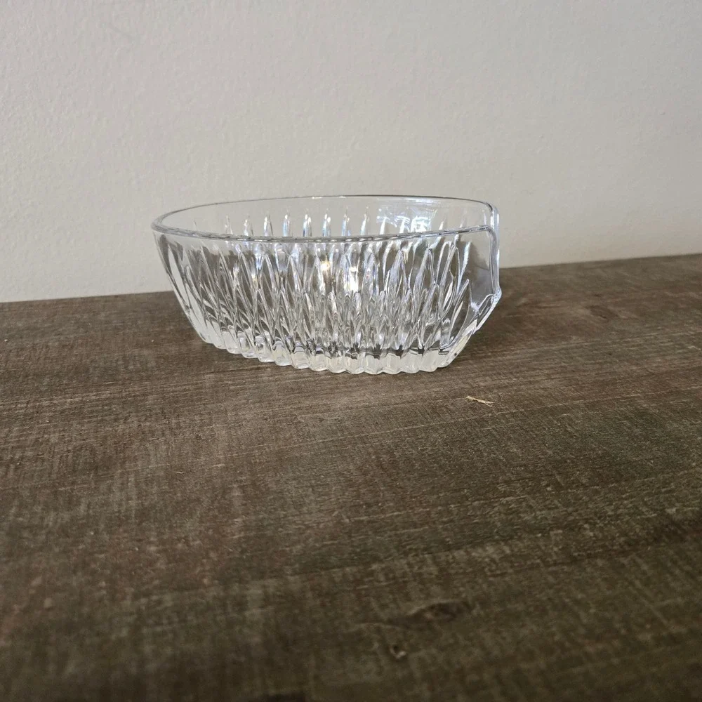 Vintage Crystal Napkin Holder Clear Cut Glass Oval Starburst Dining Accessory